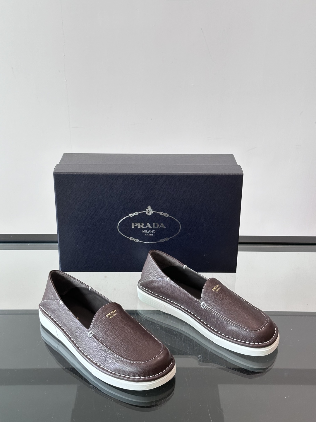 Prada Men's Leather Driving Loafers - Comfortable & Stylish Size 39-44 6 cmp i1754731777148 7475 0 4