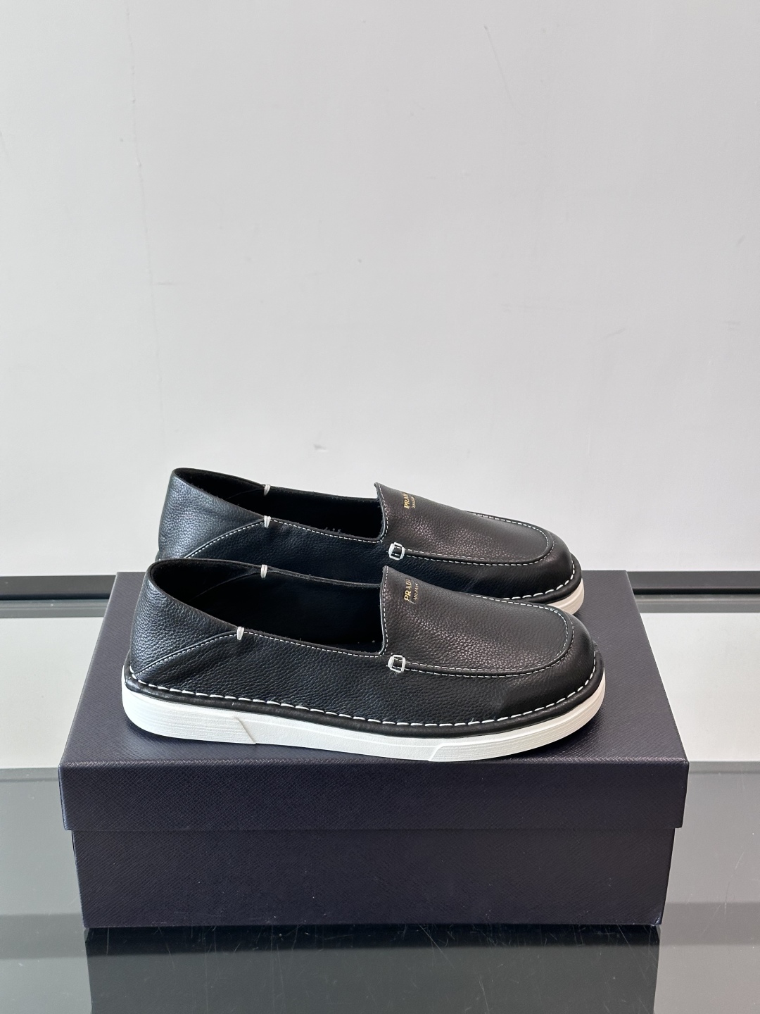 Prada Men's Leather Driving Loafers Casual Shoes - Premium Quality & Comfort 2 cmp i1754731842428 7816 0 0