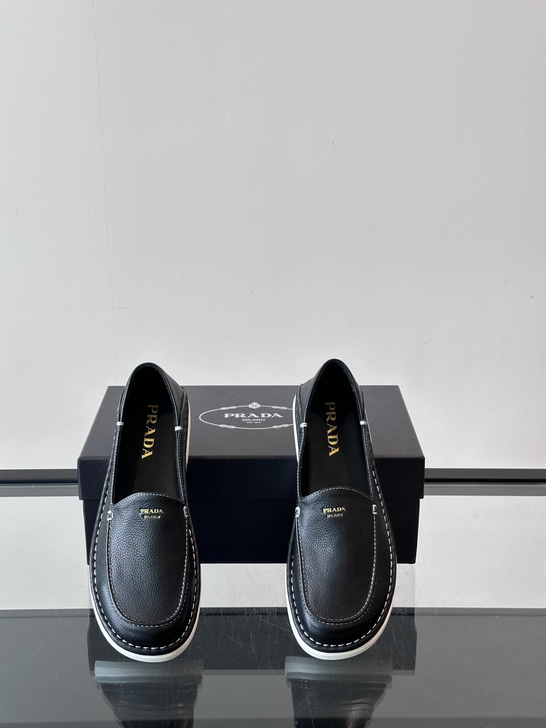 Prada Men's Leather Driving Loafers Casual Shoes - Premium Quality & Comfort 7 cmp i1754731844458 3868 0 5