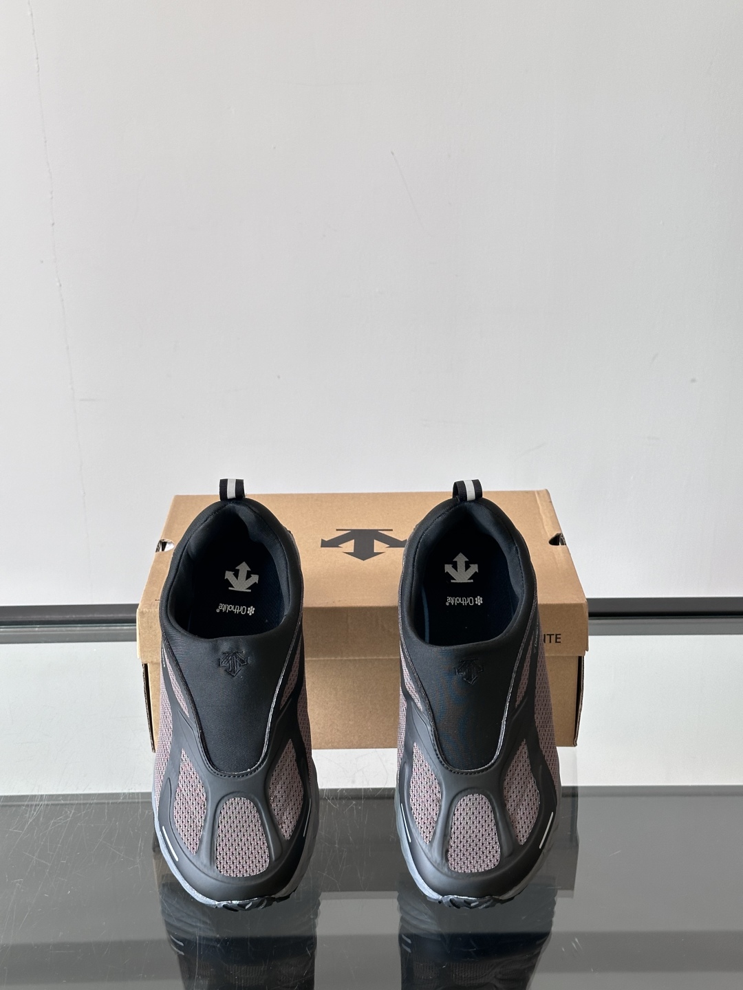 迪桑特DESCENTE TERRAIND SLIP-ON舒适柔软 防滑耐磨低帮 登山鞋🥾。打卡科技的魅力