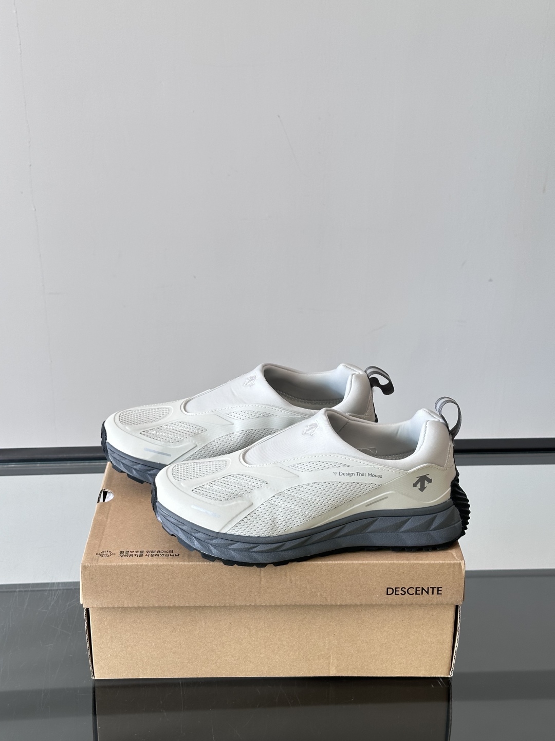 迪桑特DESCENTE TERRAIND SLIP-ON舒适柔软 防滑耐磨低帮 登山鞋🥾。打卡科技的魅力