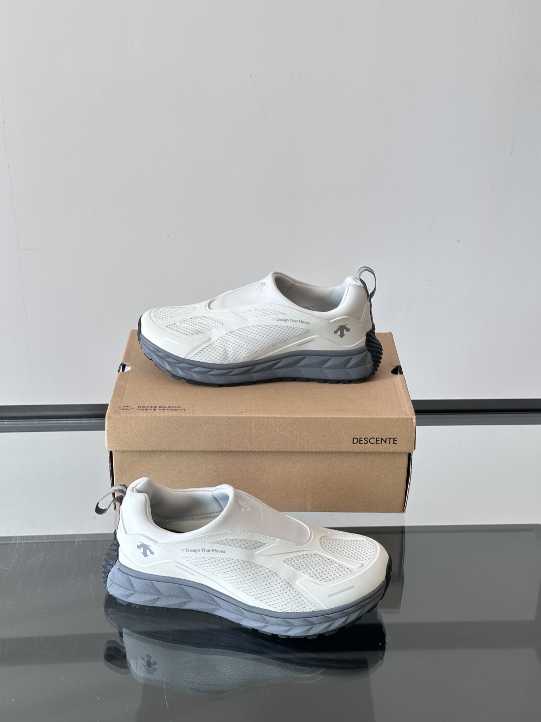 迪桑特DESCENTE TERRAIND SLIP-ON舒适柔软 防滑耐磨低帮 登山鞋🥾。打卡科技的魅力