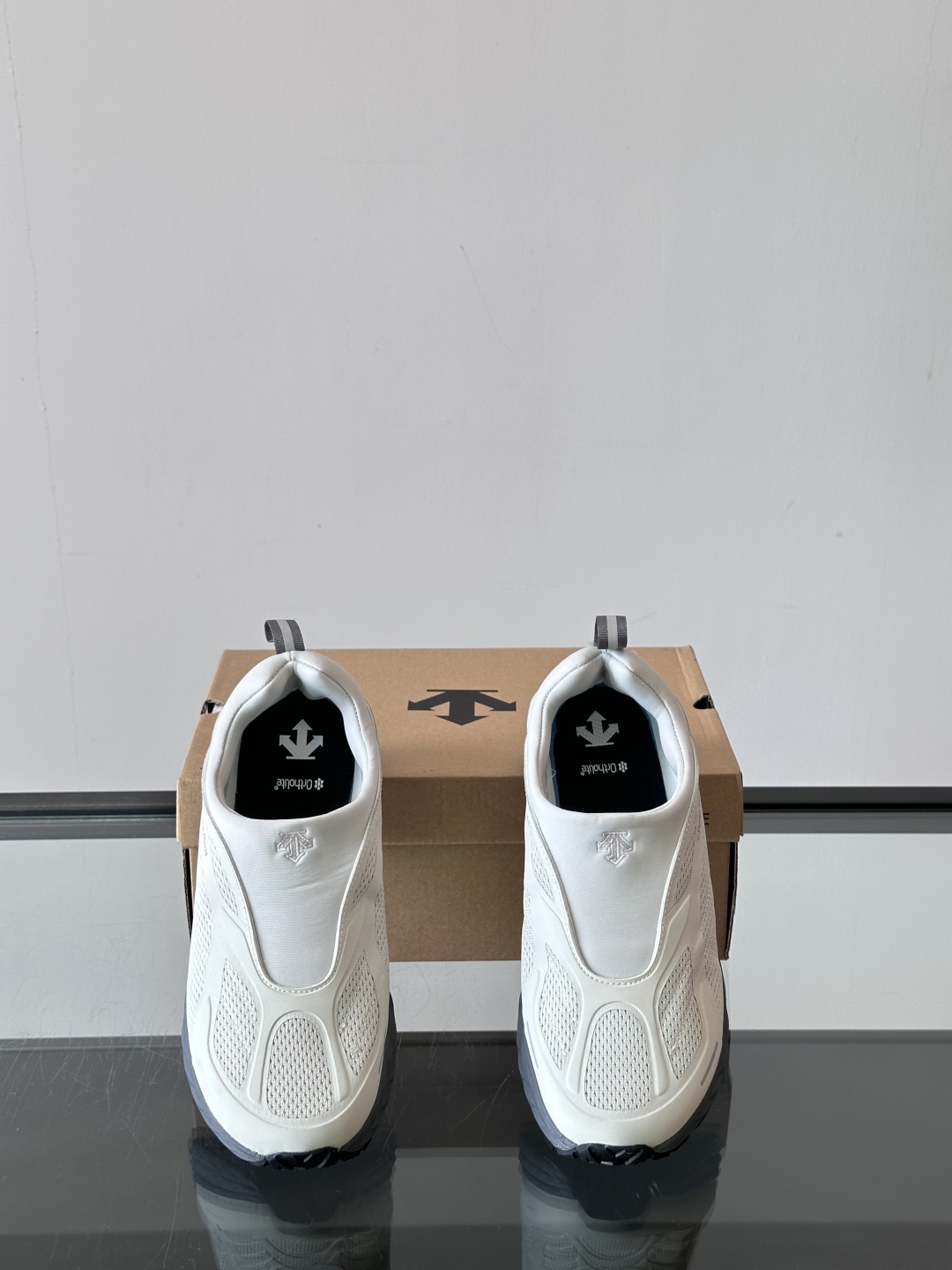 迪桑特DESCENTE TERRAIND SLIP-ON舒适柔软 防滑耐磨低帮 登山鞋🥾。打卡科技的魅力