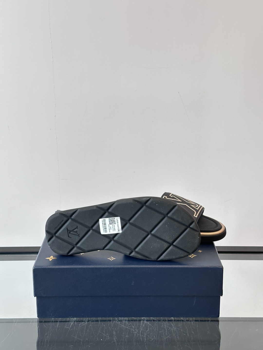 Louis Vuitton ss25 new arrival LV驴牌春夏系列新款平底沙滩拖鞋🥿简约精致