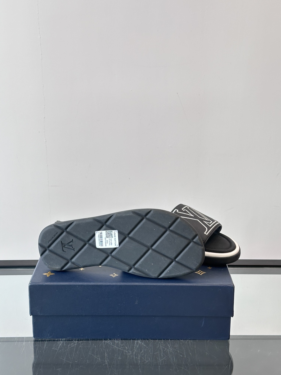 Louis Vuitton ss25 new arrival LV驴牌春夏系列新款平底沙滩拖鞋🥿简约精致