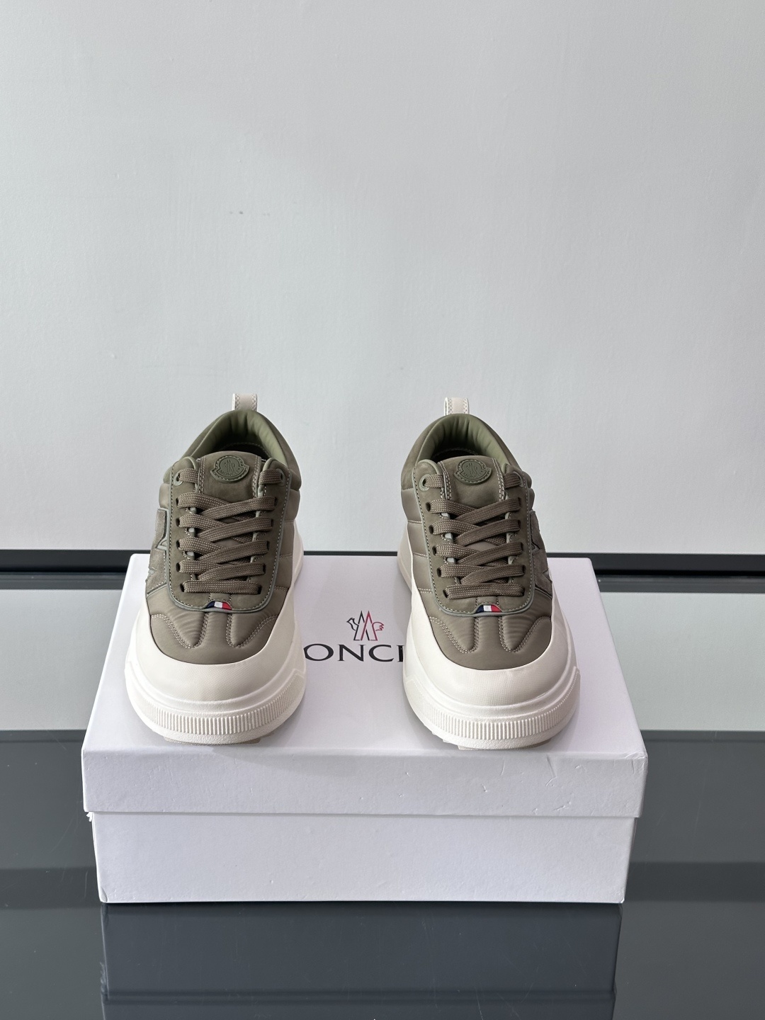 Moncler鞋履迎来全新MONCLER ALTIVE 系列。Moncler饼干鞋🍪Moncler/蒙口
