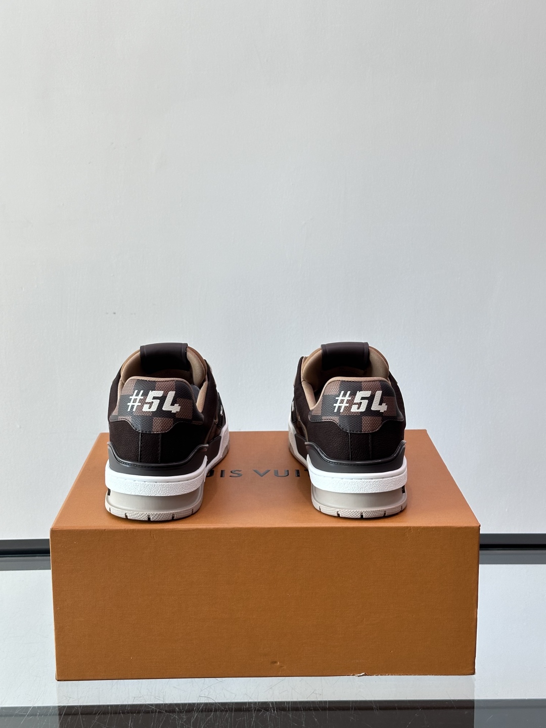 LV X nigo 联名2025年最值得入手😍驴家 新配色 trainer运动鞋，本款 LV Train