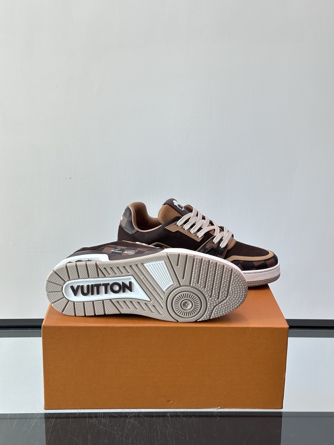 LV X nigo 联名2025年最值得入手😍驴家 新配色 trainer运动鞋，本款 LV Train