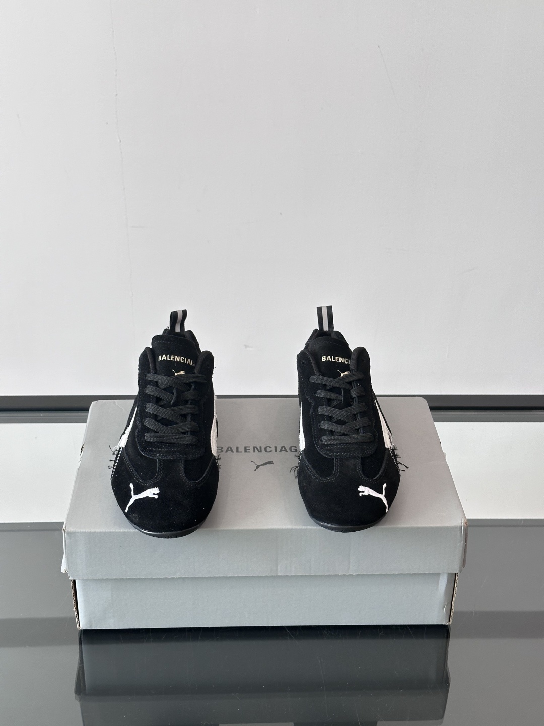 巴黎世家×Puma情侣款👫联名鞋 | 色彩玩出新高度‼️巴黎世家和Puma的2025早秋联名鞋太yyds