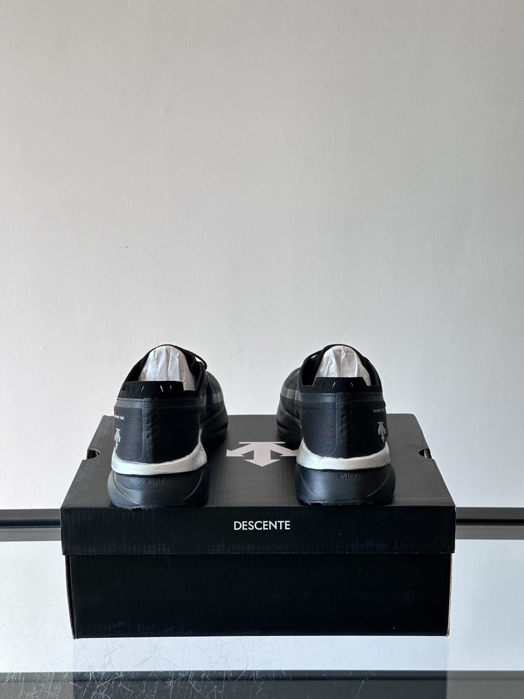 DESCENTE迪桑特新✅DESCENTE迪桑特跑步系列男女同款ENERZITE运动跑鞋DFLUID流体