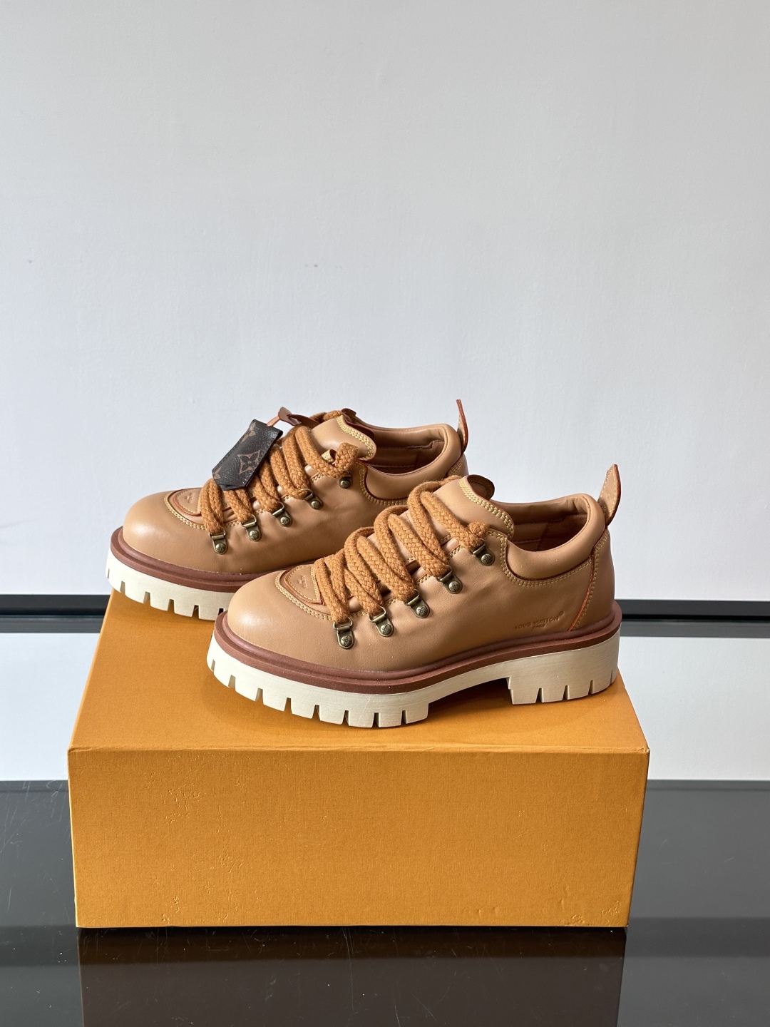 LV REMIX系带鞋法式复古的少女感老爹鞋👟LV Remix derby 25WF新品情侣款德比鞋以经
