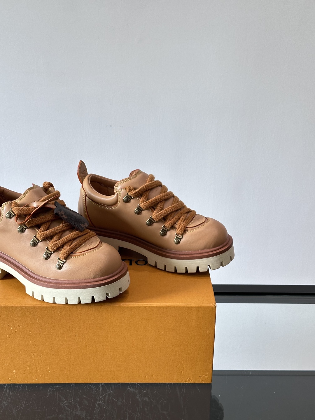LV REMIX系带鞋法式复古的少女感老爹鞋👟LV Remix derby 25WF新品情侣款德比鞋以经