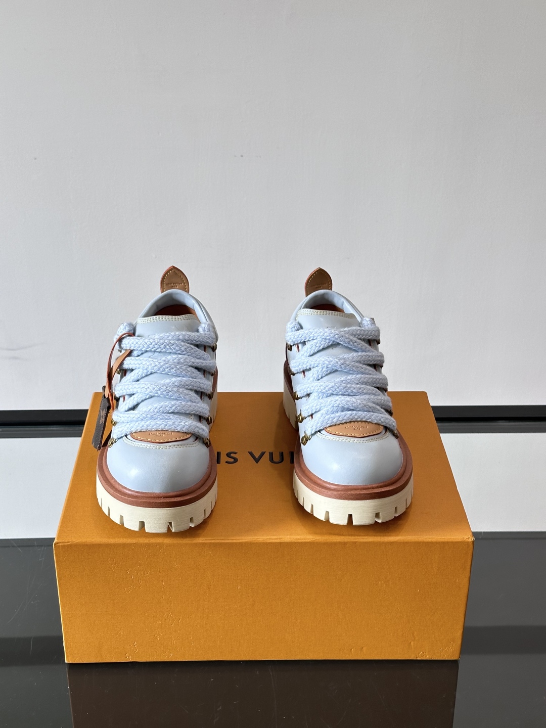 LV REMIX系带鞋法式复古的少女感老爹鞋👟LV Remix derby 25WF新品情侣款德比鞋以经