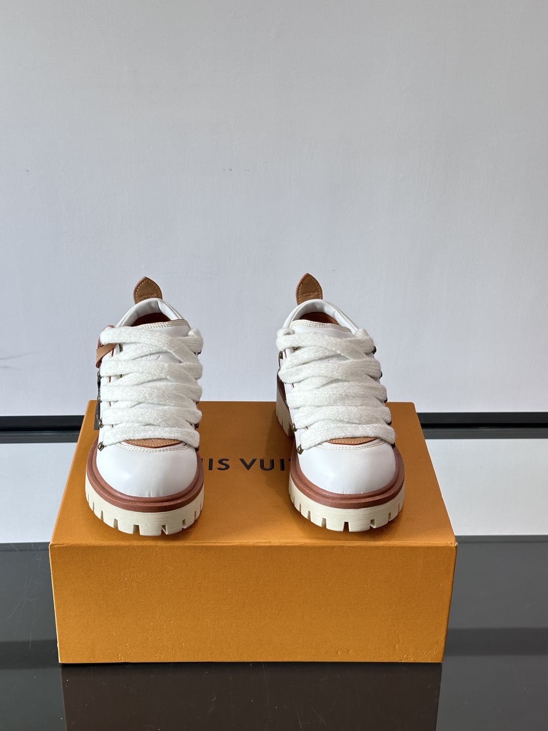 LV REMIX系带鞋法式复古的少女感老爹鞋👟LV Remix derby 25WF新品情侣款德比鞋以经