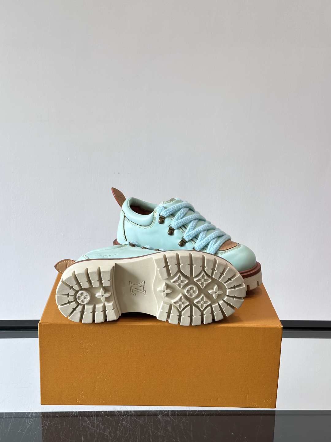 LV REMIX系带鞋法式复古的少女感老爹鞋👟LV Remix derby 25WF新品情侣款德比鞋以经