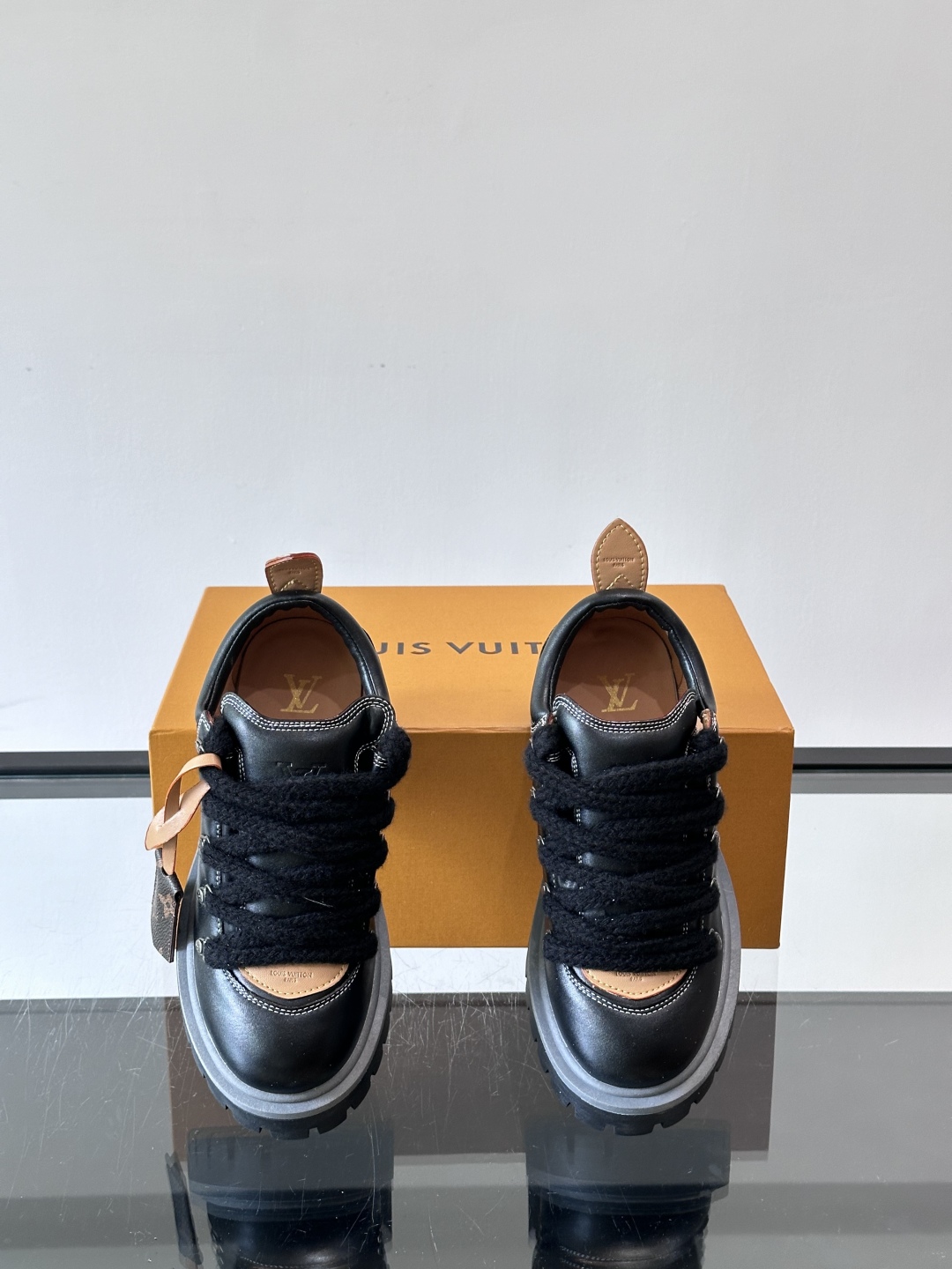 LV REMIX系带鞋法式复古的少女感老爹鞋👟LV Remix derby 25WF新品情侣款德比鞋以经
