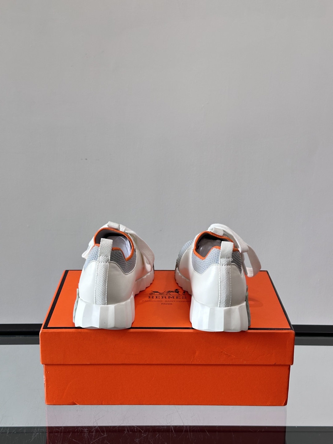 Hermes Bouncing运动鞋👟上新顶级原单品质，市面最高版本❗️ 原版开模大底。一分钱一分货，真