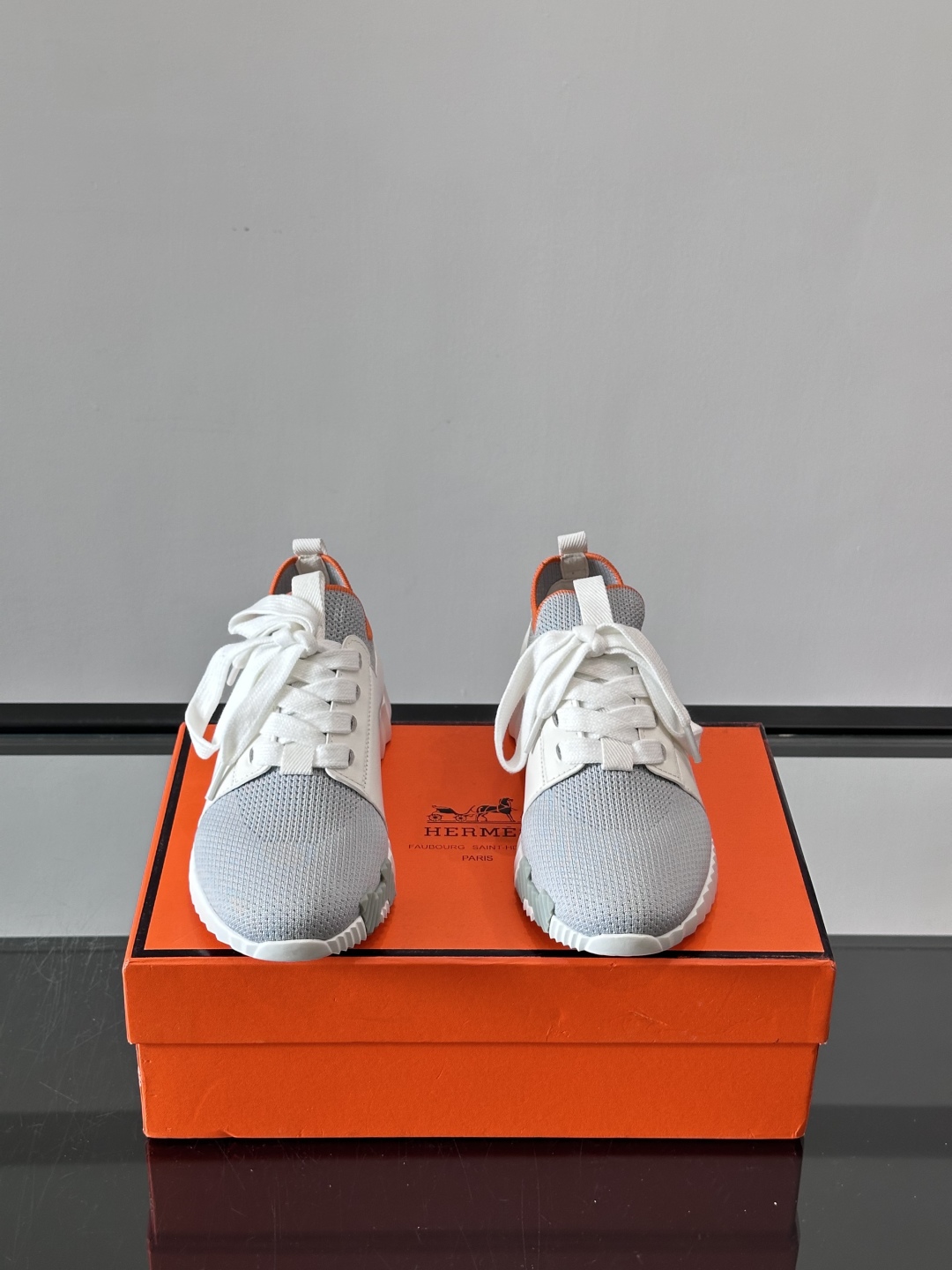 Hermes Bouncing运动鞋👟上新顶级原单品质，市面最高版本❗️ 原版开模大底。一分钱一分货，真