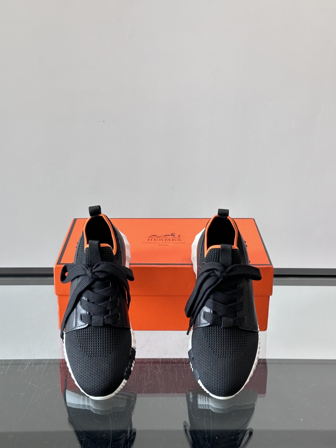 Hermes Bouncing运动鞋👟上新顶级原单品质，市面最高版本❗️ 原版开模大底。一分钱一分货，真