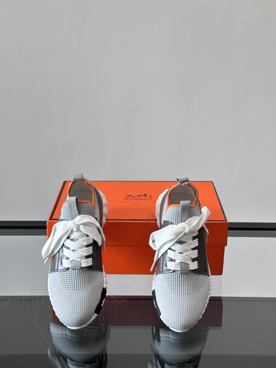Hermes Bouncing运动鞋👟上新顶级原单品质，市面最高版本❗️ 原版开模大底。一分钱一分货，真
