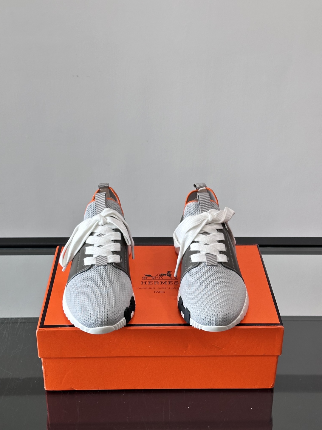 Hermes Bouncing运动鞋👟上新顶级原单品质，市面最高版本❗️ 原版开模大底。一分钱一分货，真