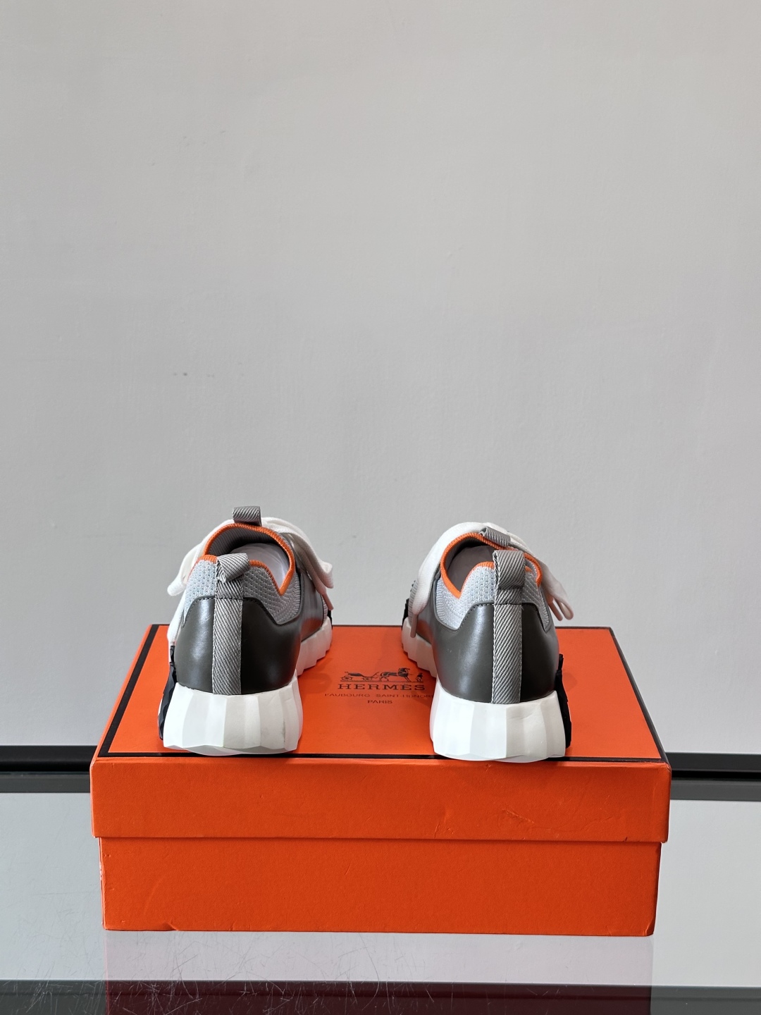 Hermes Bouncing运动鞋👟上新顶级原单品质，市面最高版本❗️ 原版开模大底。一分钱一分货，真