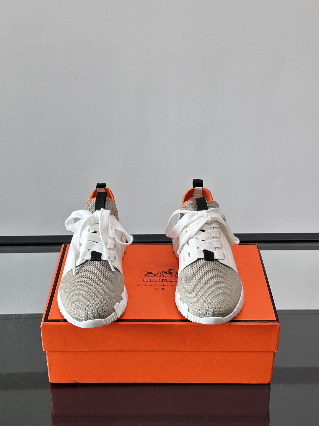 Hermes Bouncing运动鞋👟上新顶级原单品质，市面最高版本❗️ 原版开模大底。一分钱一分货，真