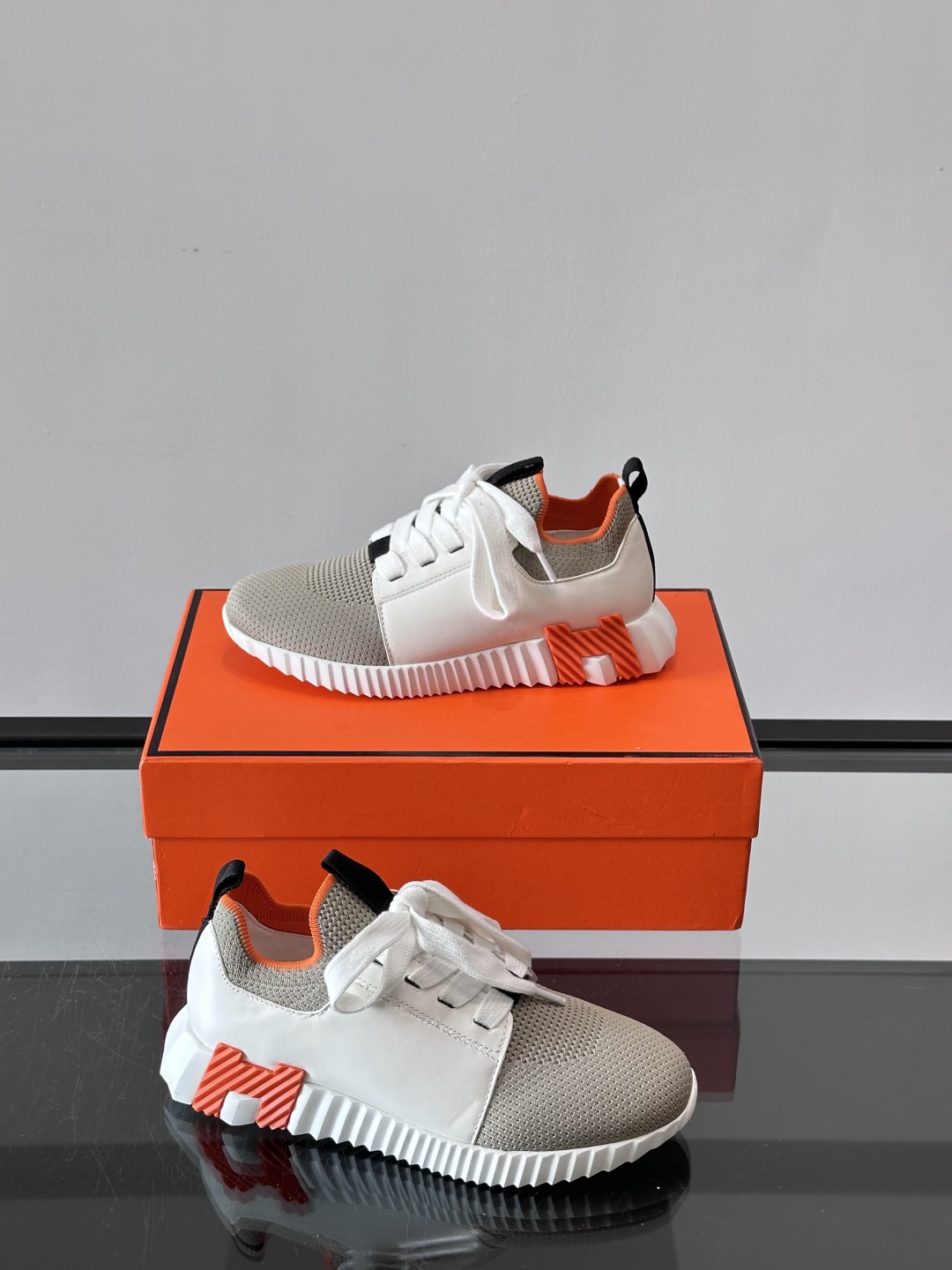 Hermes Bouncing运动鞋👟上新顶级原单品质，市面最高版本❗️ 原版开模大底。一分钱一分货，真