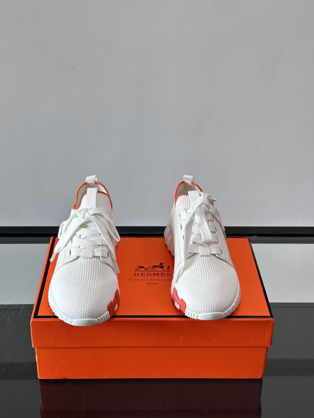 Hermes Bouncing运动鞋👟上新顶级原单品质，市面最高版本❗️ 原版开模大底。一分钱一分货，真