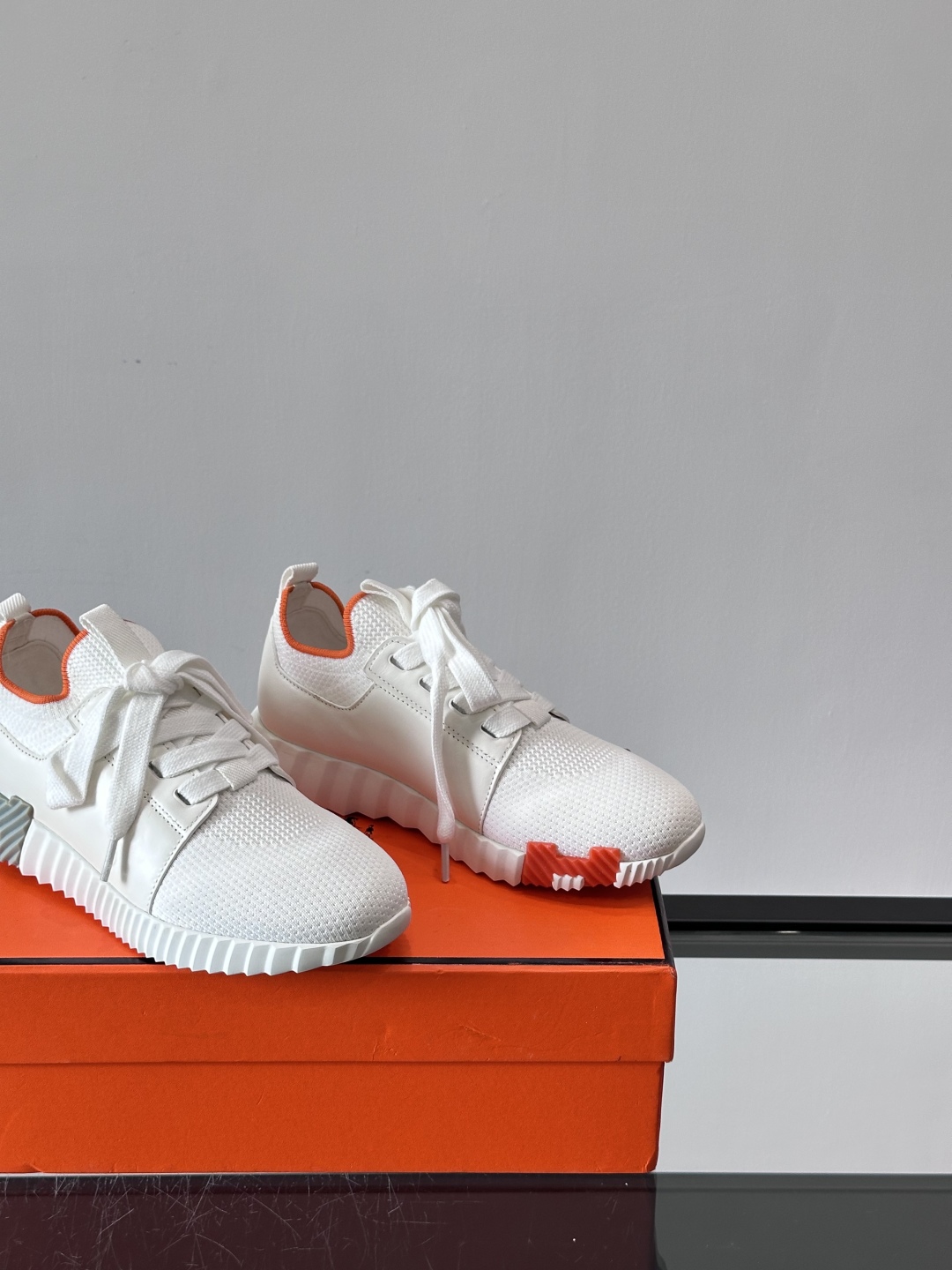 Hermes Bouncing运动鞋👟上新顶级原单品质，市面最高版本❗️ 原版开模大底。一分钱一分货，真