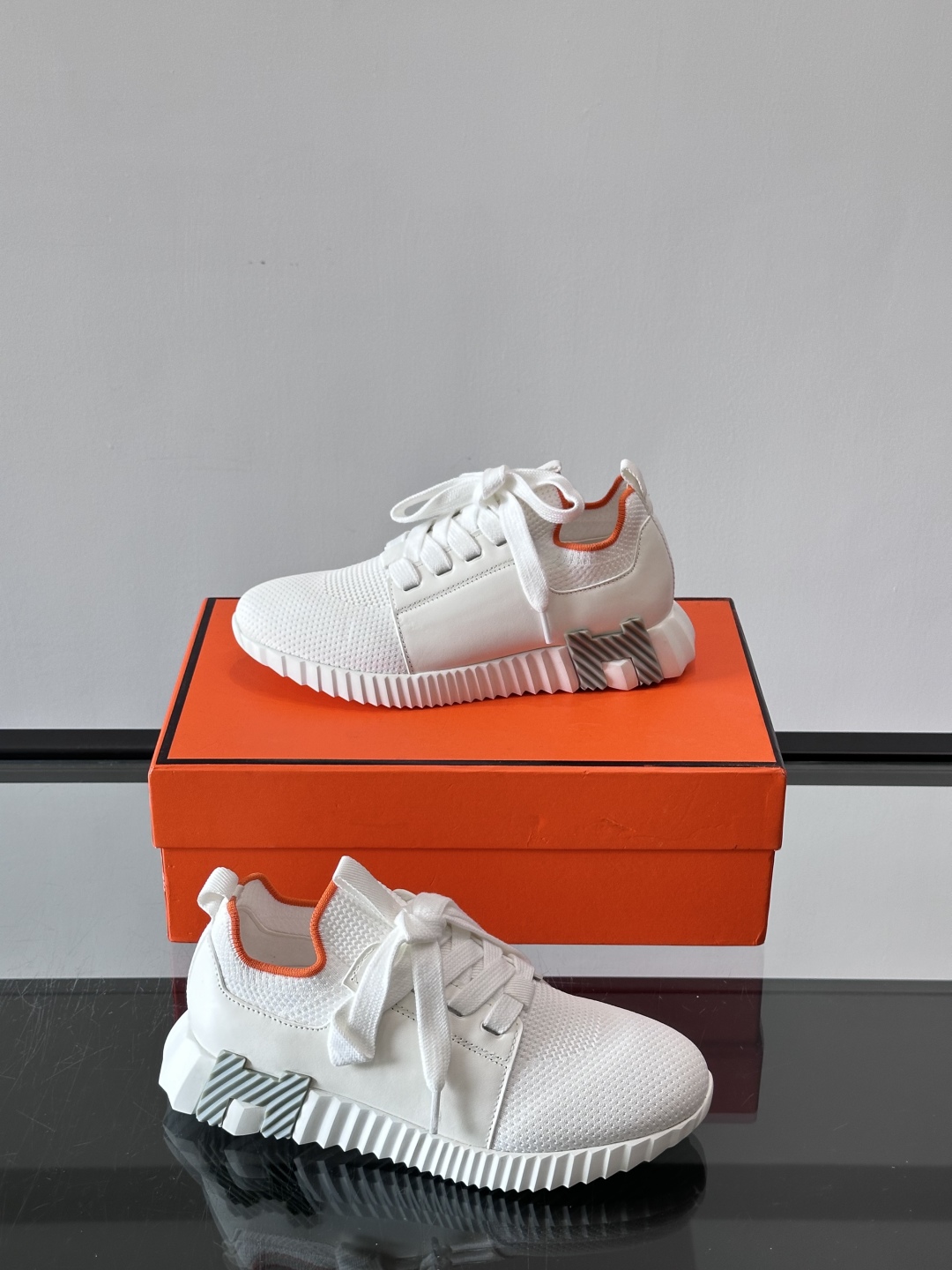Hermes Bouncing运动鞋👟上新顶级原单品质，市面最高版本❗️ 原版开模大底。一分钱一分货，真