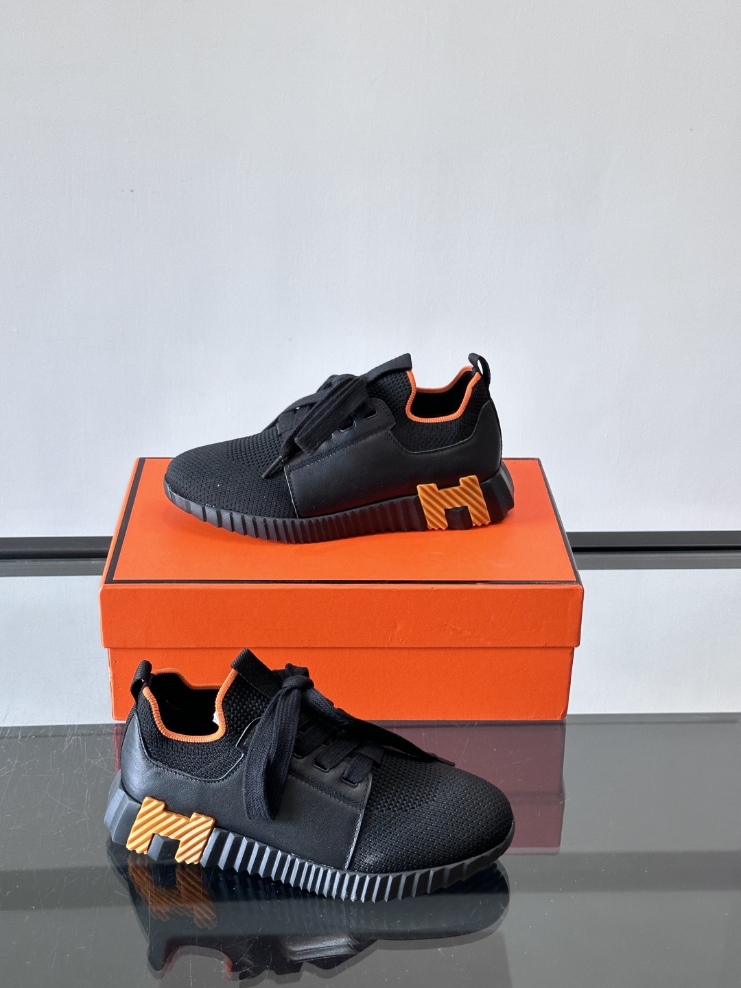 Hermes Bouncing运动鞋👟上新顶级原单品质，市面最高版本❗️ 原版开模大底。一分钱一分货，真