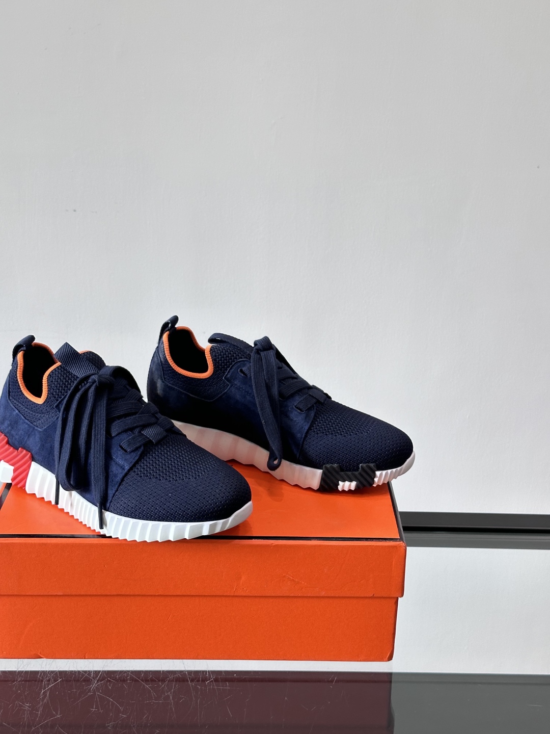 Hermes Bouncing运动鞋👟上新顶级原单品质，市面最高版本❗️ 原版开模大底。一分钱一分货，真