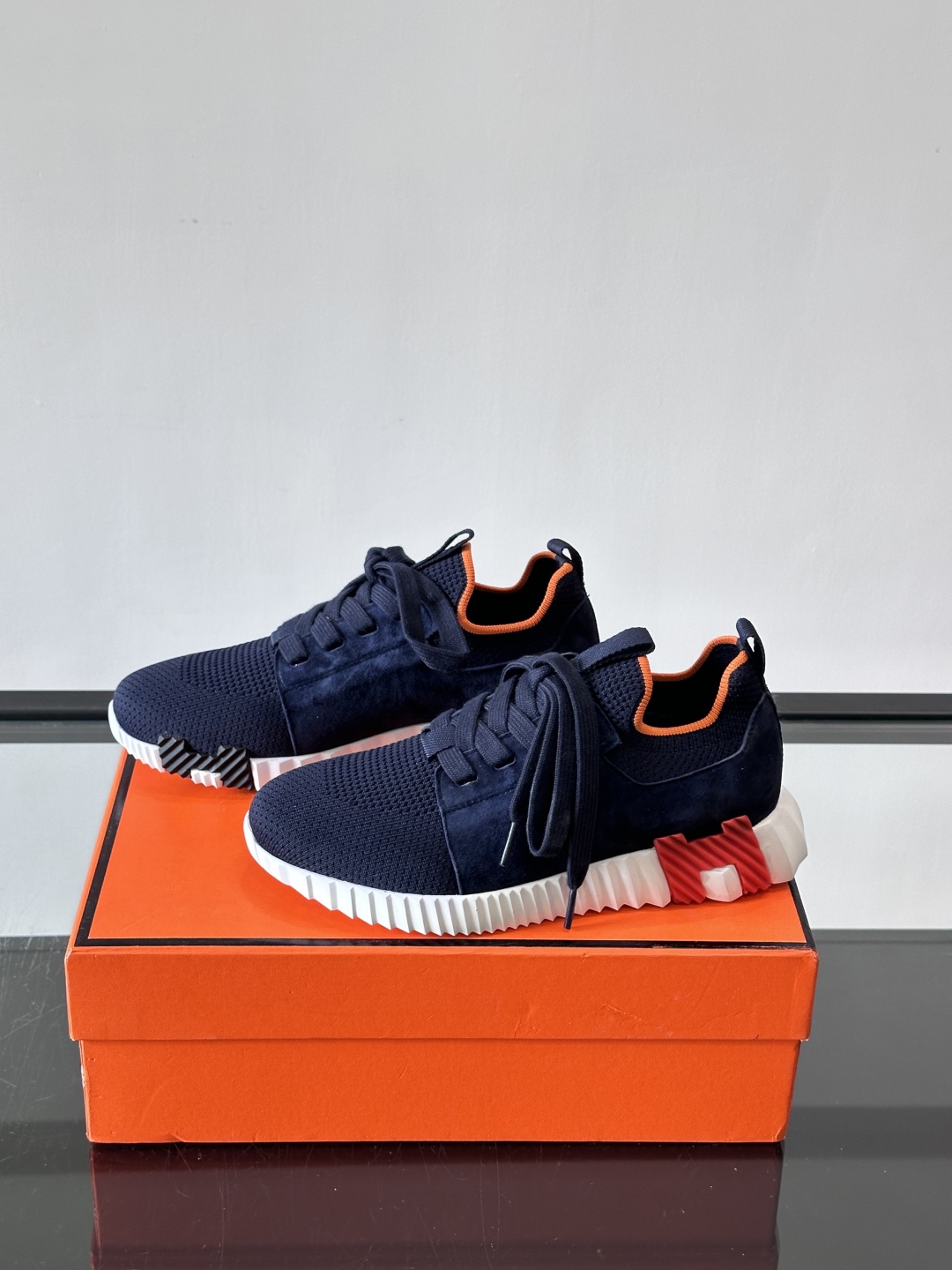 Hermes Bouncing运动鞋👟上新顶级原单品质，市面最高版本❗️ 原版开模大底。一分钱一分货，真