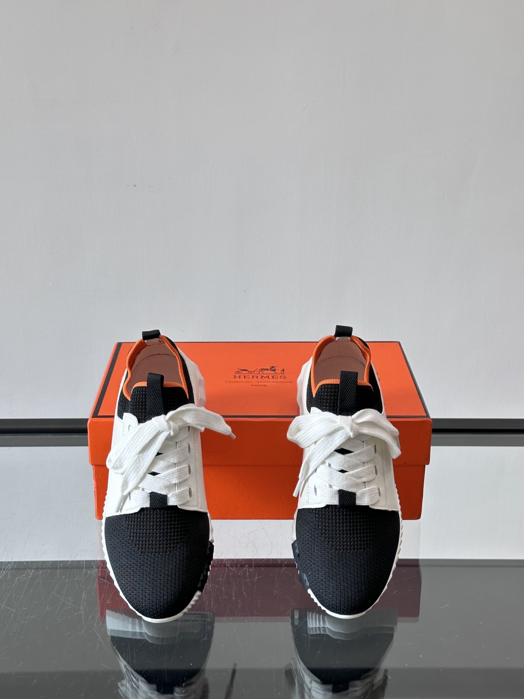 Hermes Bouncing运动鞋👟上新顶级原单品质，市面最高版本❗️ 原版开模大底。一分钱一分货，真