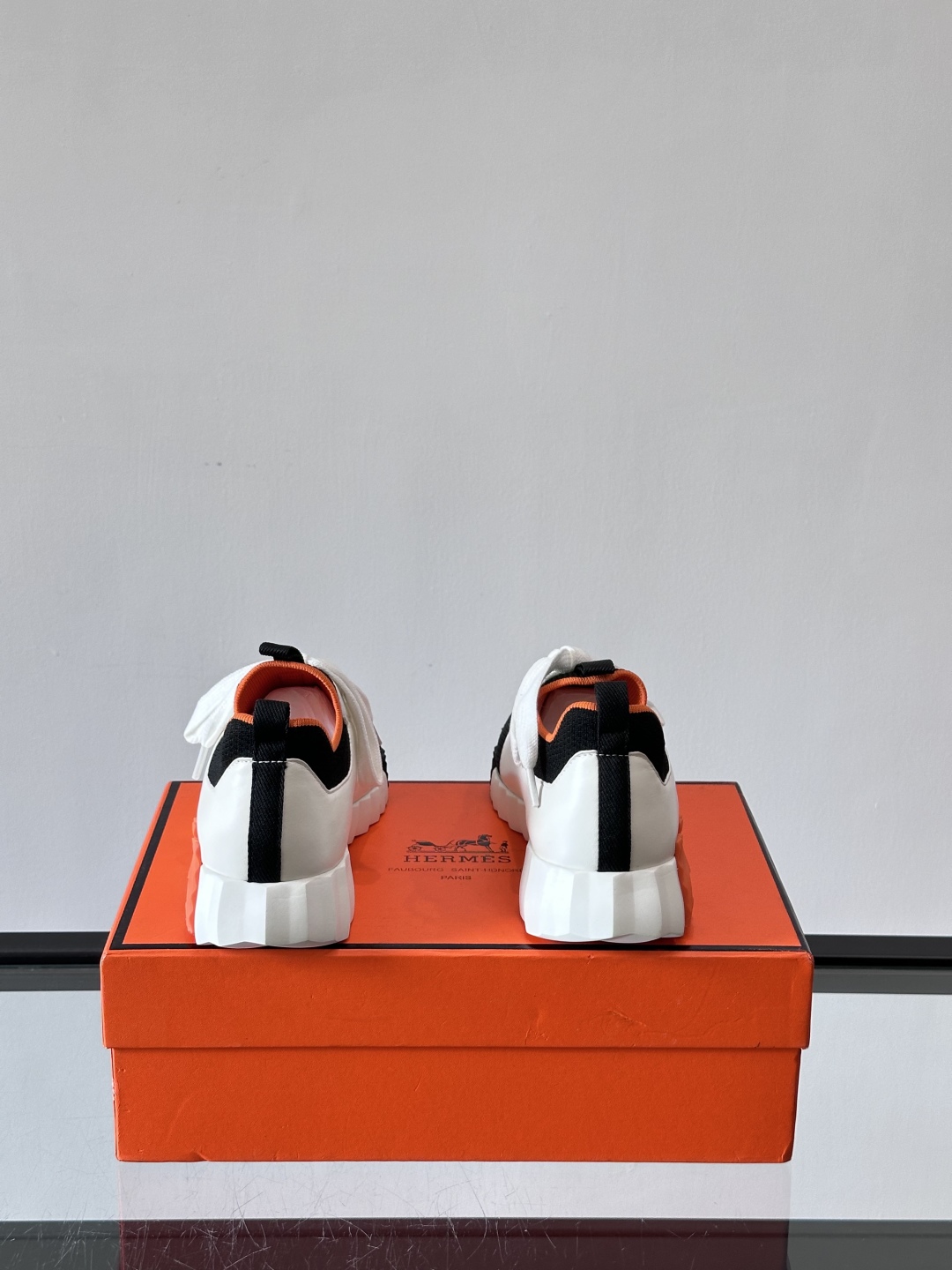 Hermes Bouncing运动鞋👟上新顶级原单品质，市面最高版本❗️ 原版开模大底。一分钱一分货，真