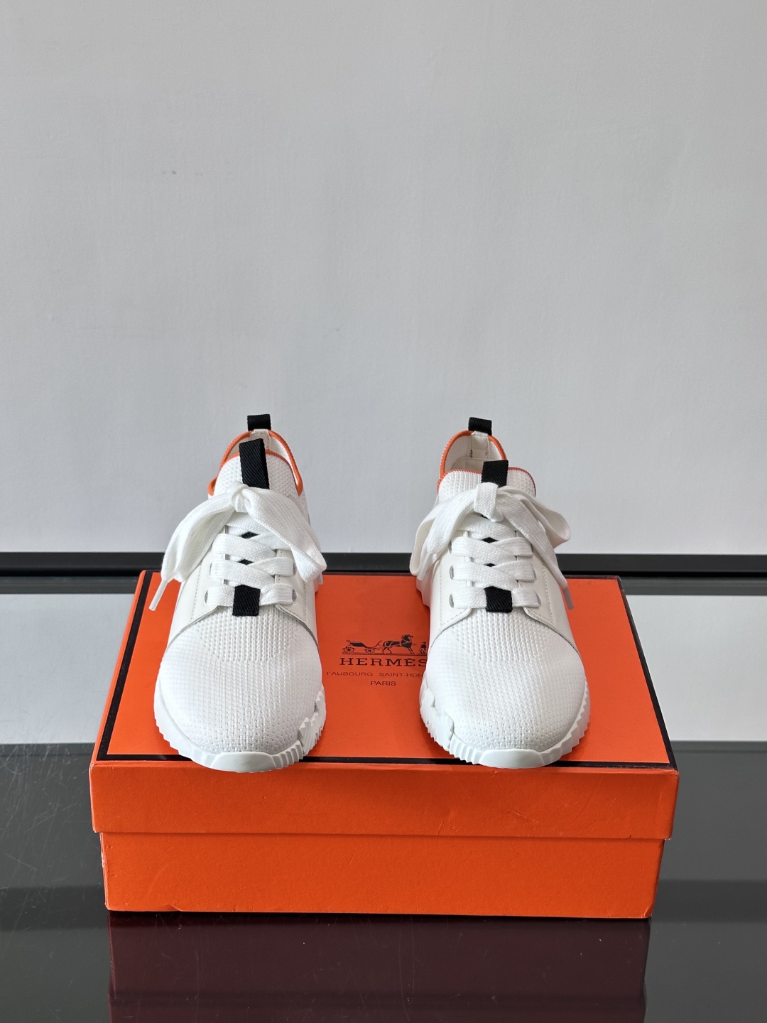 Hermes Bouncing运动鞋👟上新顶级原单品质，市面最高版本❗️ 原版开模大底。一分钱一分货，真