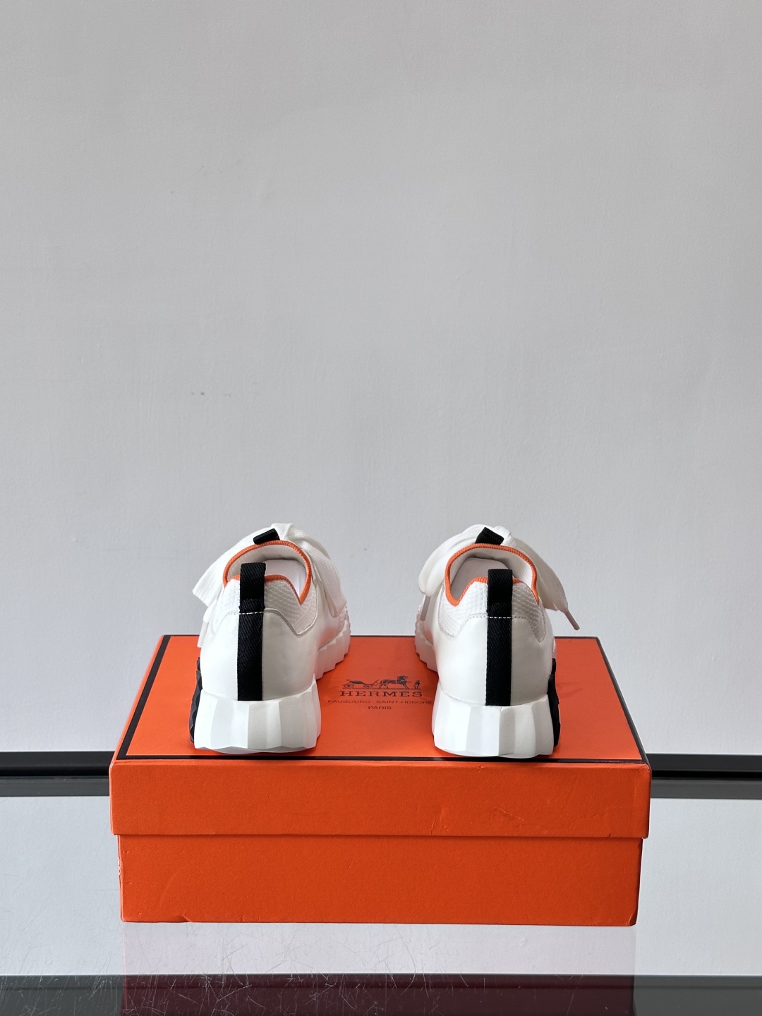 Hermes Bouncing运动鞋👟上新顶级原单品质，市面最高版本❗️ 原版开模大底。一分钱一分货，真