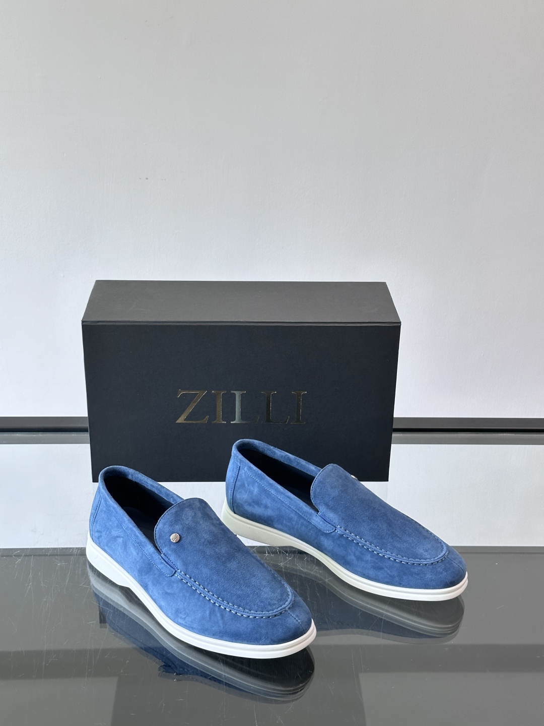 ZILLI法国顶奢男鞋👞ZILLI目之所及‼️简约风貌随心而行。‼️神形兼备，谱写男士魅力。👀棱角之间，