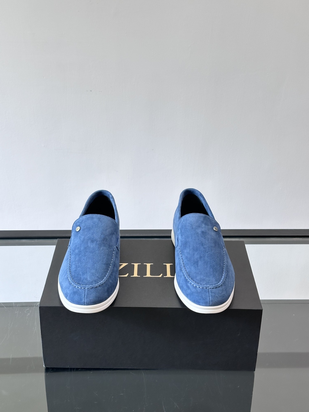 ZILLI法国顶奢男鞋👞ZILLI目之所及‼️简约风貌随心而行。‼️神形兼备，谱写男士魅力。👀棱角之间，