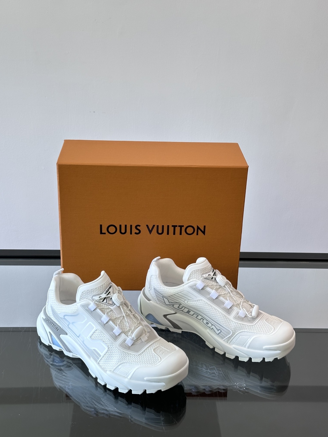 LV Runner TaticSS25春夏新系列也是可爱到无话可说[👟]Pharrell在LV的设计风格