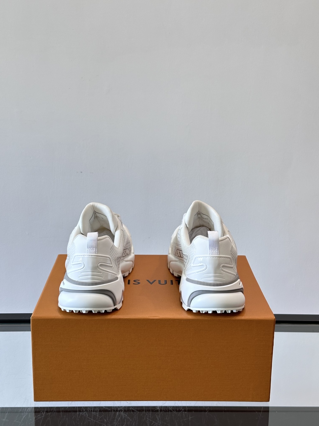 LV Runner TaticSS25春夏新系列也是可爱到无话可说[👟]Pharrell在LV的设计风格