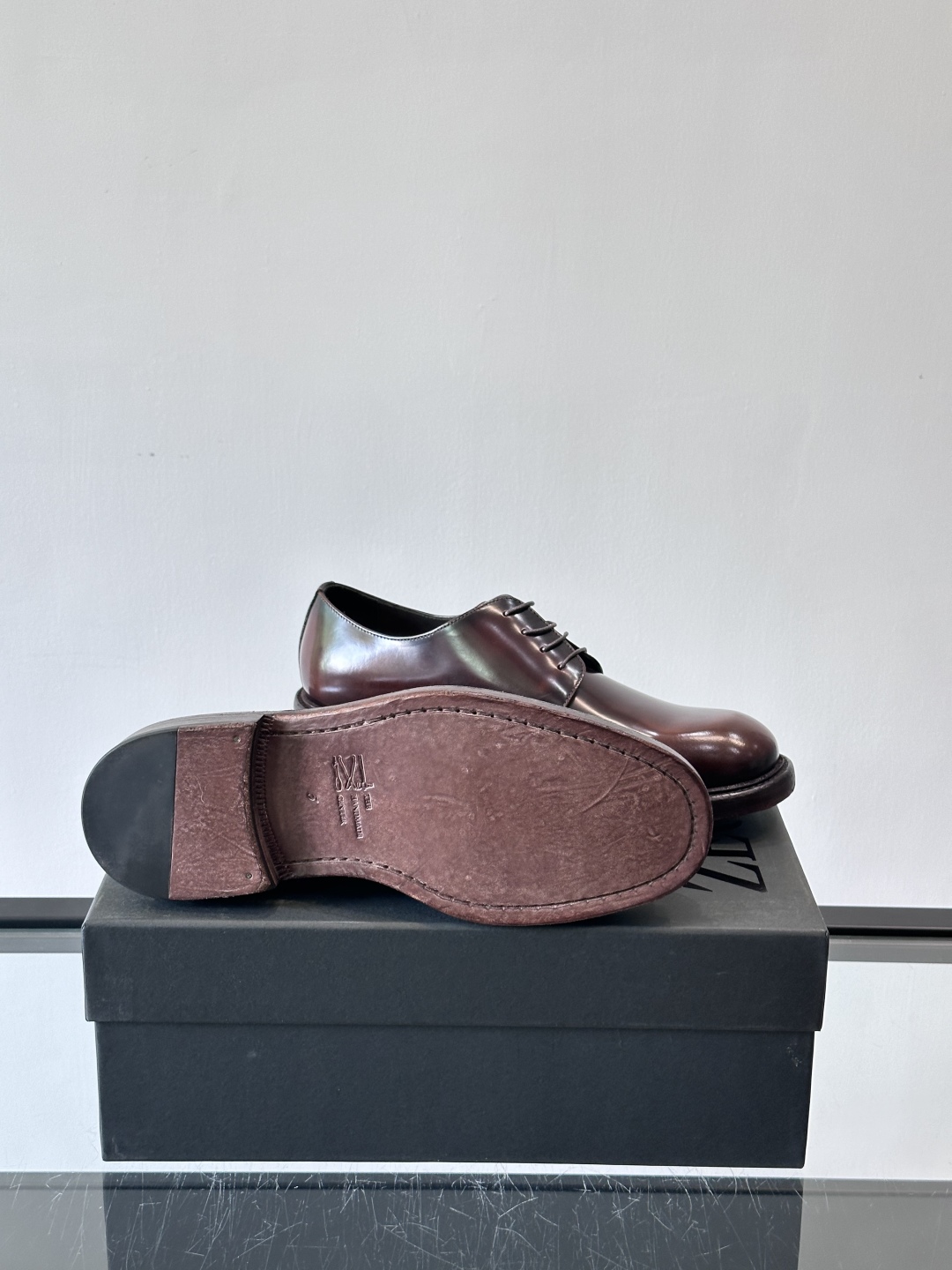Zegna/杰尼亚 手工精品男士皮鞋 ，意大利进口皮胚 胎牛皮面 内里小牛皮 纯手工上色工艺 皮质细腻光