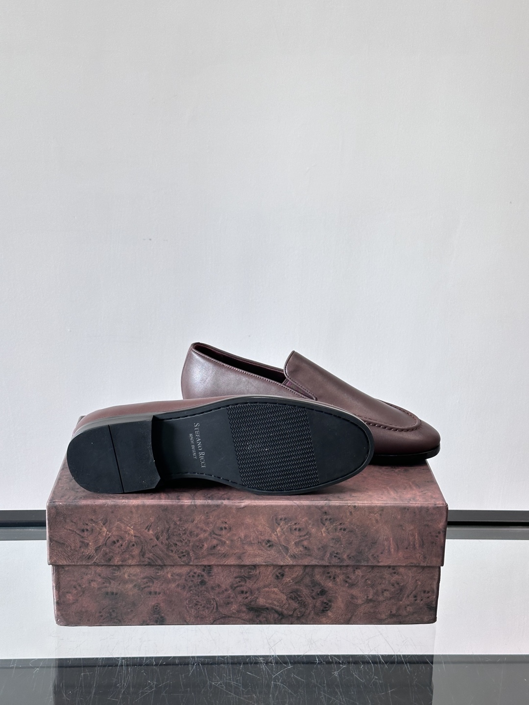 Stefano Ricci 史蒂芬高端奢侈品牌，男士乐福鞋👞，原版牛皮，质感高端细腻，内里全小牛皮面料，