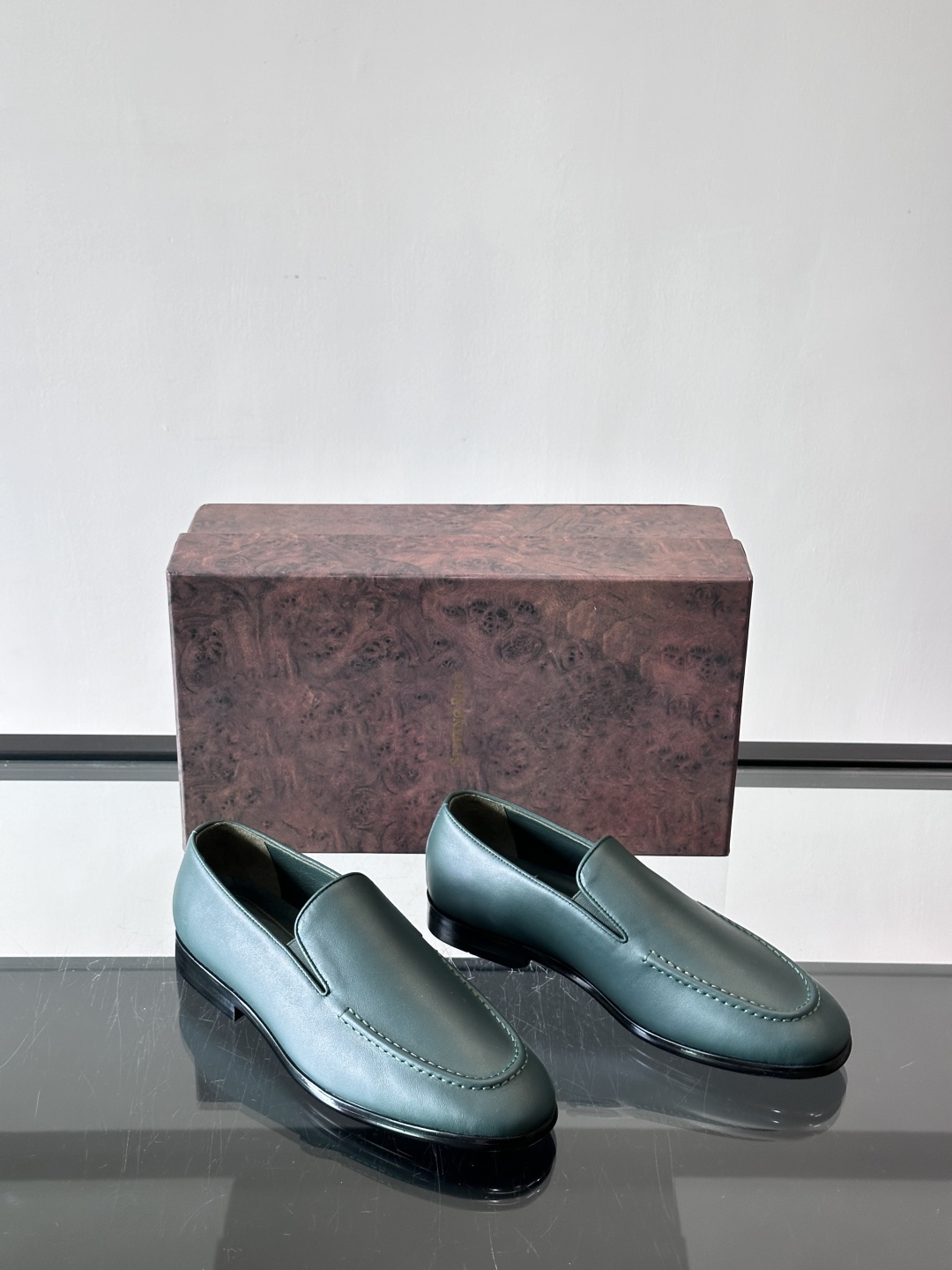 Stefano Ricci 史蒂芬高端奢侈品牌，男士乐福鞋👞，原版牛皮，质感高端细腻，内里全小牛皮面料，