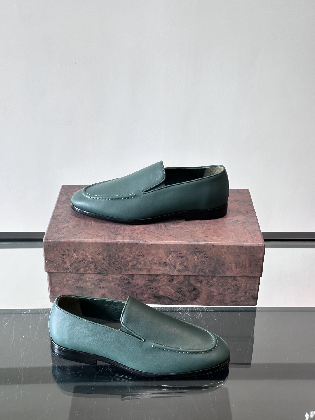 Stefano Ricci 史蒂芬高端奢侈品牌，男士乐福鞋👞，原版牛皮，质感高端细腻，内里全小牛皮面料，