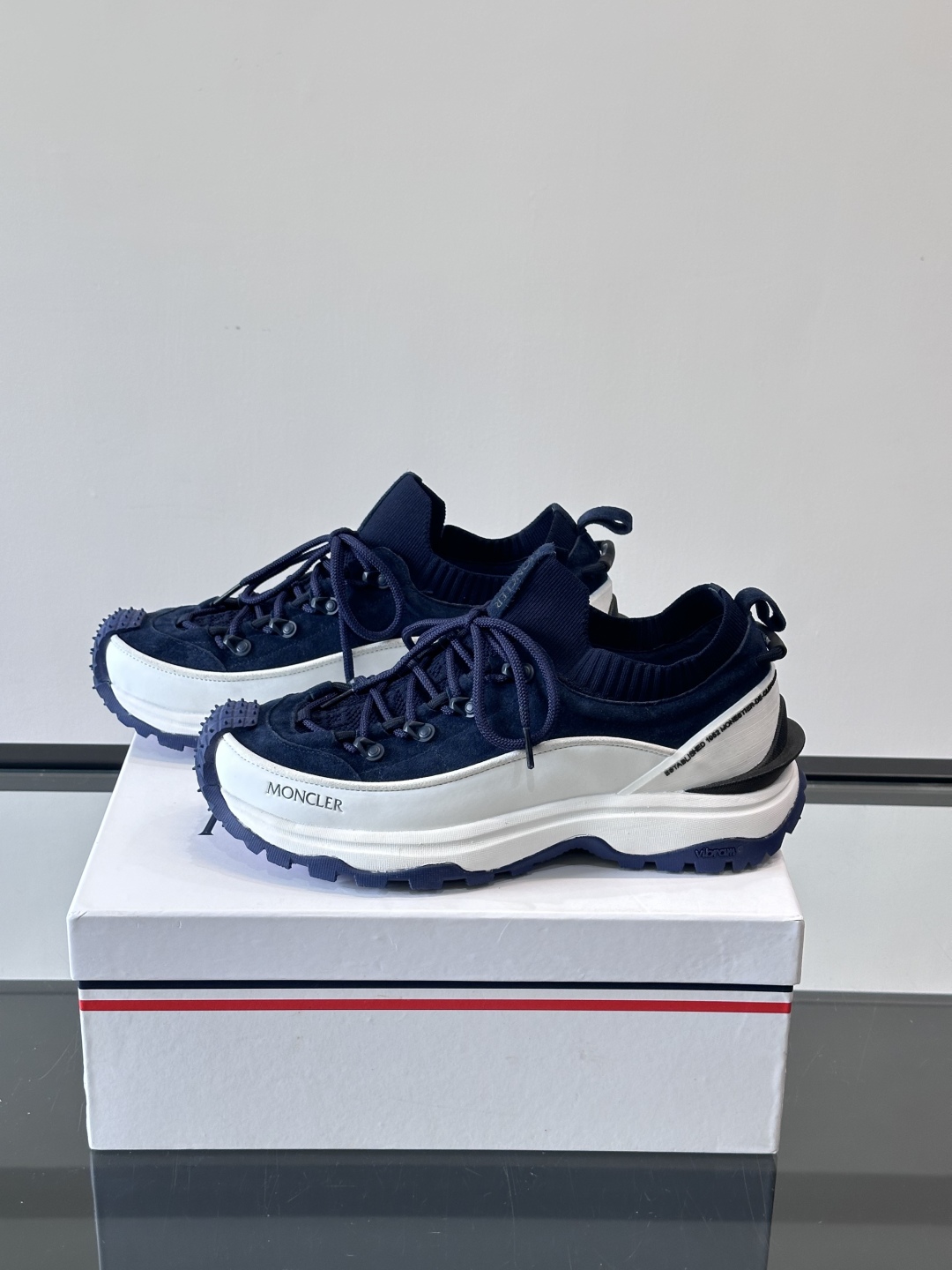 Moncler Outdoor Lace-Up Sneakers: Comfort & Style for Urban and Trail Adventures 4 cmp i1758619294725 2775 0 2