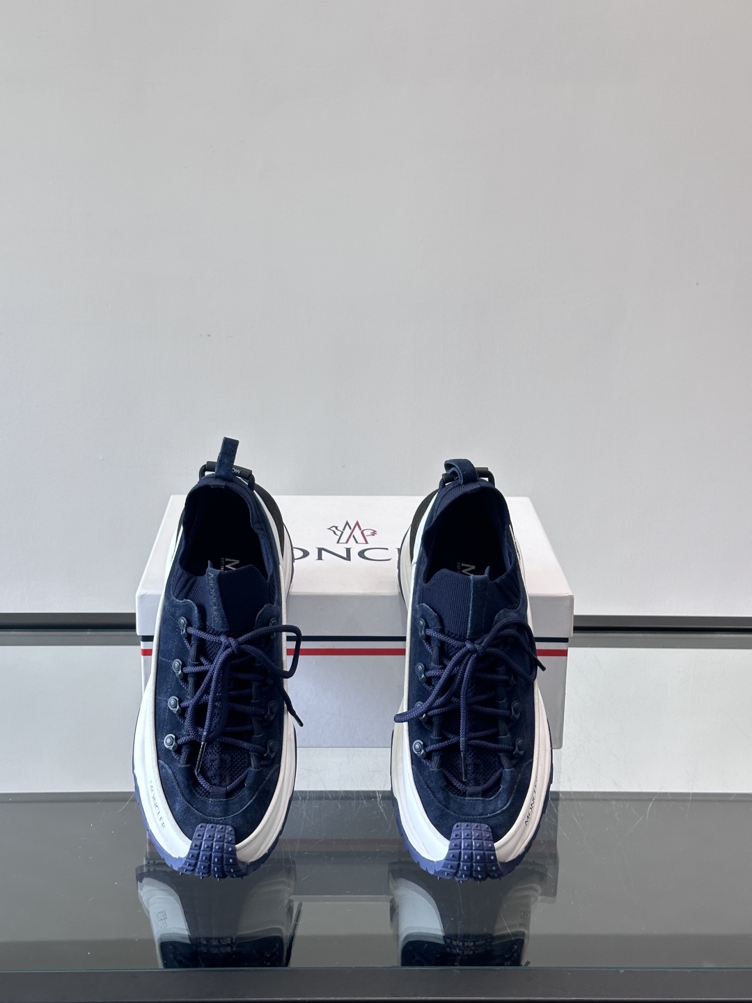 Moncler Outdoor Lace-Up Sneakers: Comfort & Style for Urban and Trail Adventures 7 cmp i1758619297823 9040 0 5