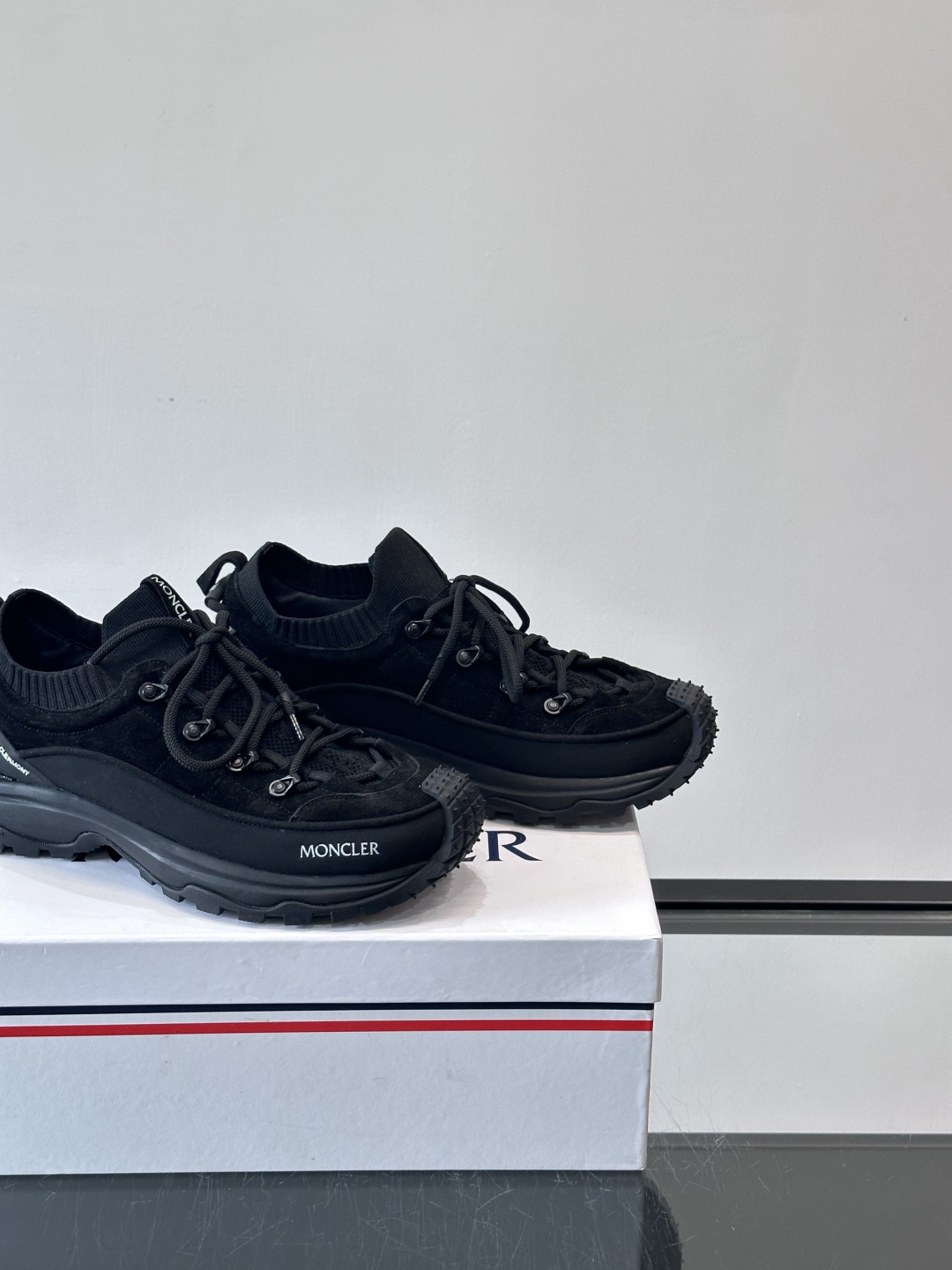 Moncler Outdoor Lace-Up Sneakers: Comfort, Grip & Stylish Design 8 cmp i1758619359165 2137 0 6
