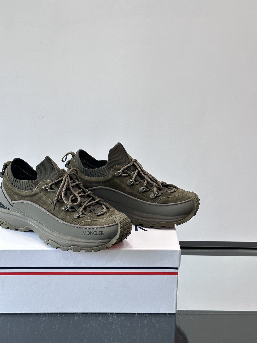 Moncler Trailgrip Outdoor Sneakers: Leather & Tech Fabric, Anti-Slip, Comfortable 8 cmp i1758619397774 5114 0 6